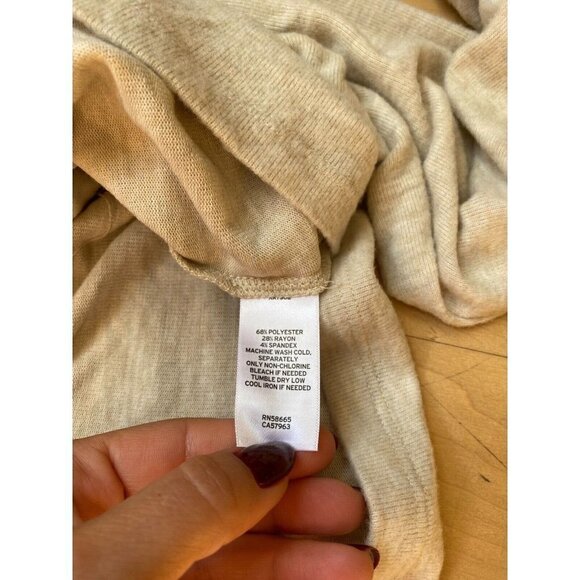 BP Bnwot Women Cropped Stitch Beige Oatmeal Supersoft Buttons - Picture 7 of 7